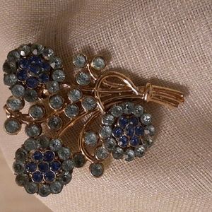 Vintage brooch #289